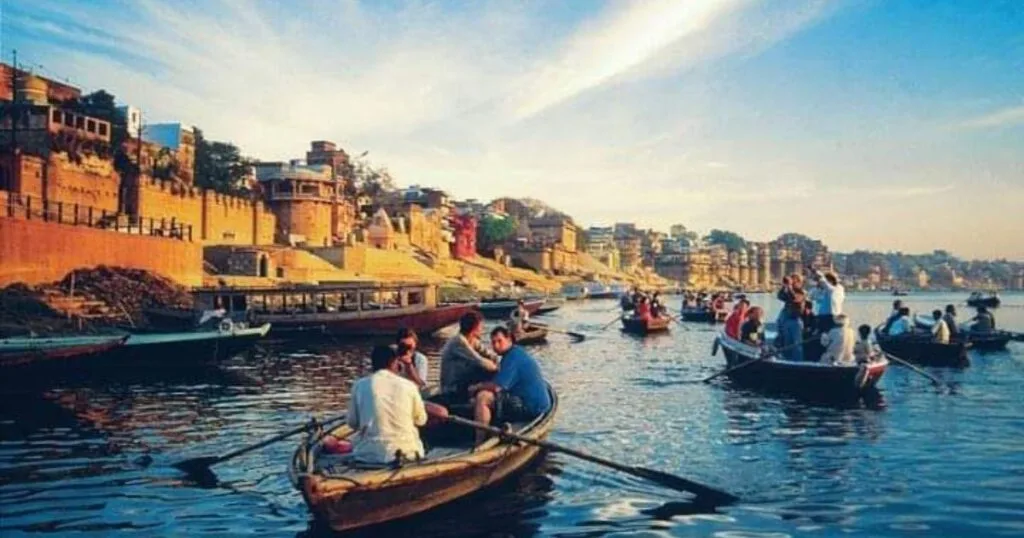 Varanasi Boat Ride Guide: Prices, Scams, and Best Time